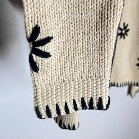 The Great. Daisy Lodge Knit Cardigan Embroidered Sweater in Cream/Black Sz 0/ XS - Picture 5 of 9